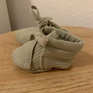 Never been worn Quincy Mae booties.